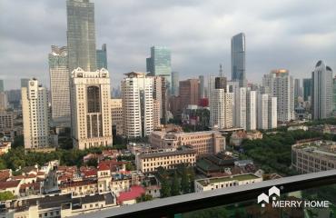 high floor 2br, 2bath in Jingan
